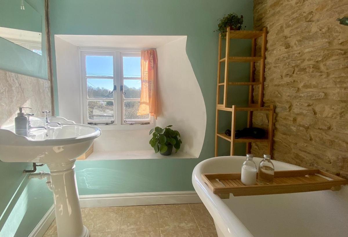 The Explorers Rest - Cottage - Frome Buckland Dinham 外观 照片